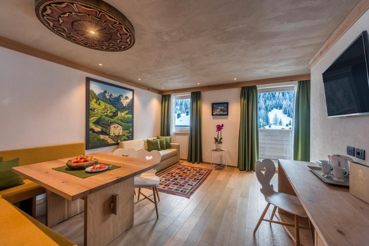 Posta Zirm Hotel Corvara In Badia Extérieur photo