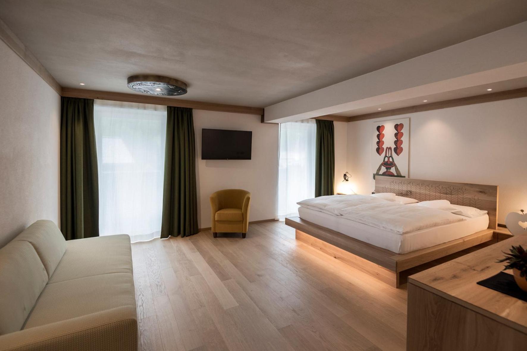 Posta Zirm Hotel Corvara In Badia Extérieur photo