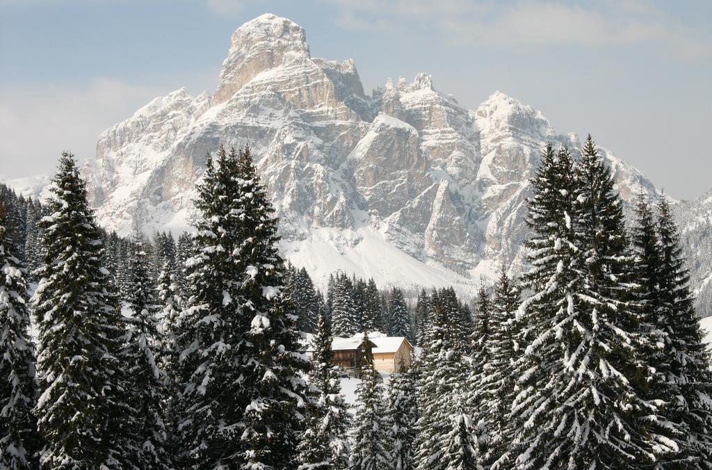 Posta Zirm Hotel Corvara In Badia Extérieur photo